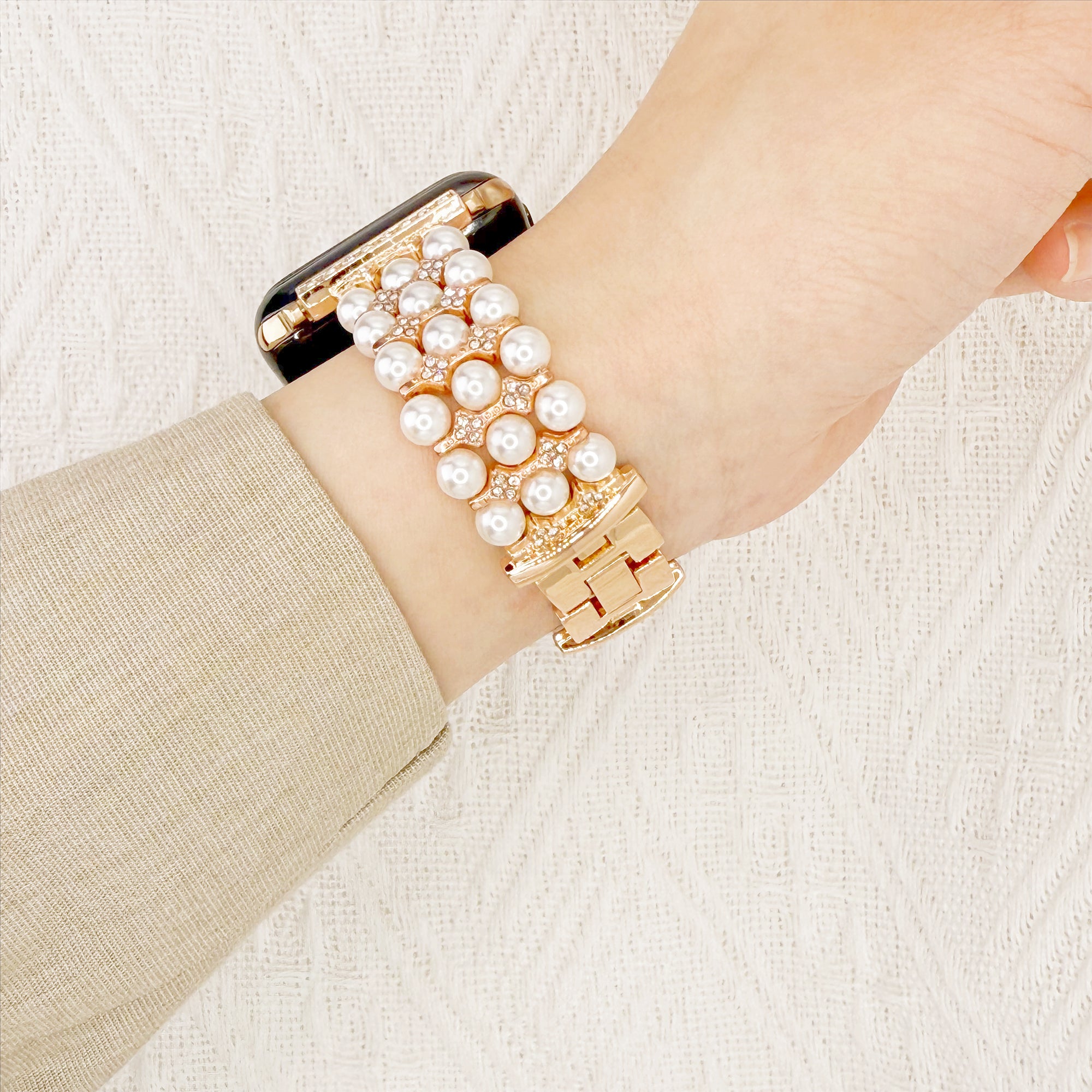 Triple-Pearl Bracelet Band for Apple Watch