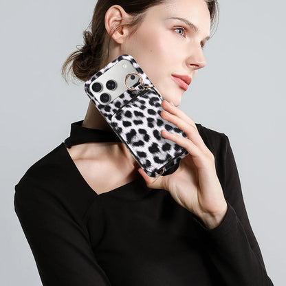 #color_white-leopard